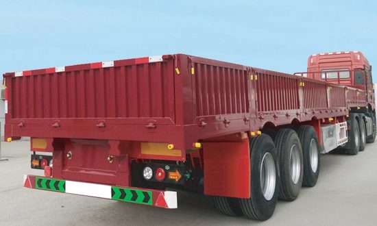 Half Body Cargo Truck